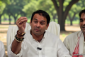 Bihar : आधी रात को थाना पहुंचे तेज प्रताप यादव ने लगाया ब्लैकमेलिंग का आरोप; आकाश की मां और बहन सहित आठ नामजद