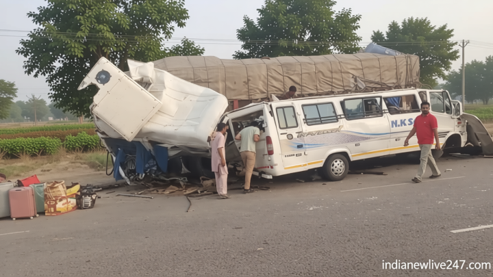 Road Accident: बठिंडा हाईवे पर अमरनाथ यात्रियों की गाड़ी ट्रक से टकराई, तीन की मौत, एक की हालत गंभीर