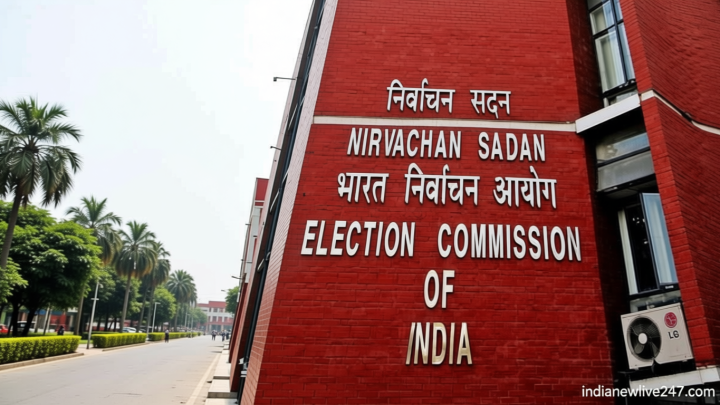 तृणमूल दावेदारी विवाद: TMC के नाम और चुनाव चिन्ह पर होगा किसका हक? EC में दस्तावेज जमा करने की अंतिम तारीख आज